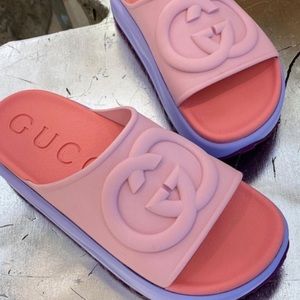 Meet your Posher, Oreyal’s Closet